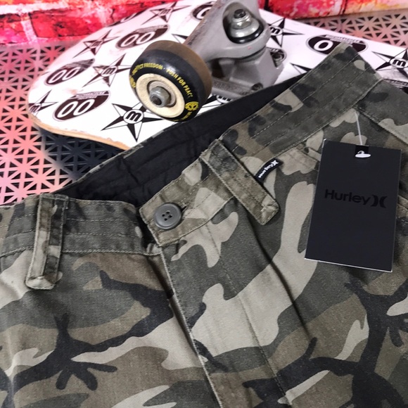 🔥 HURLEY SHORTS - Picture 2 of 5